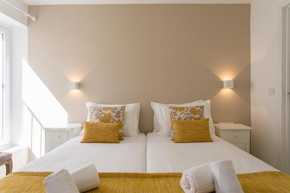 Suites Amalia Guesthouse Near Rossio Square リスボン エクステリア 写真