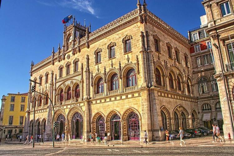Suites Amalia Guesthouse Near Rossio Square リスボン エクステリア 写真