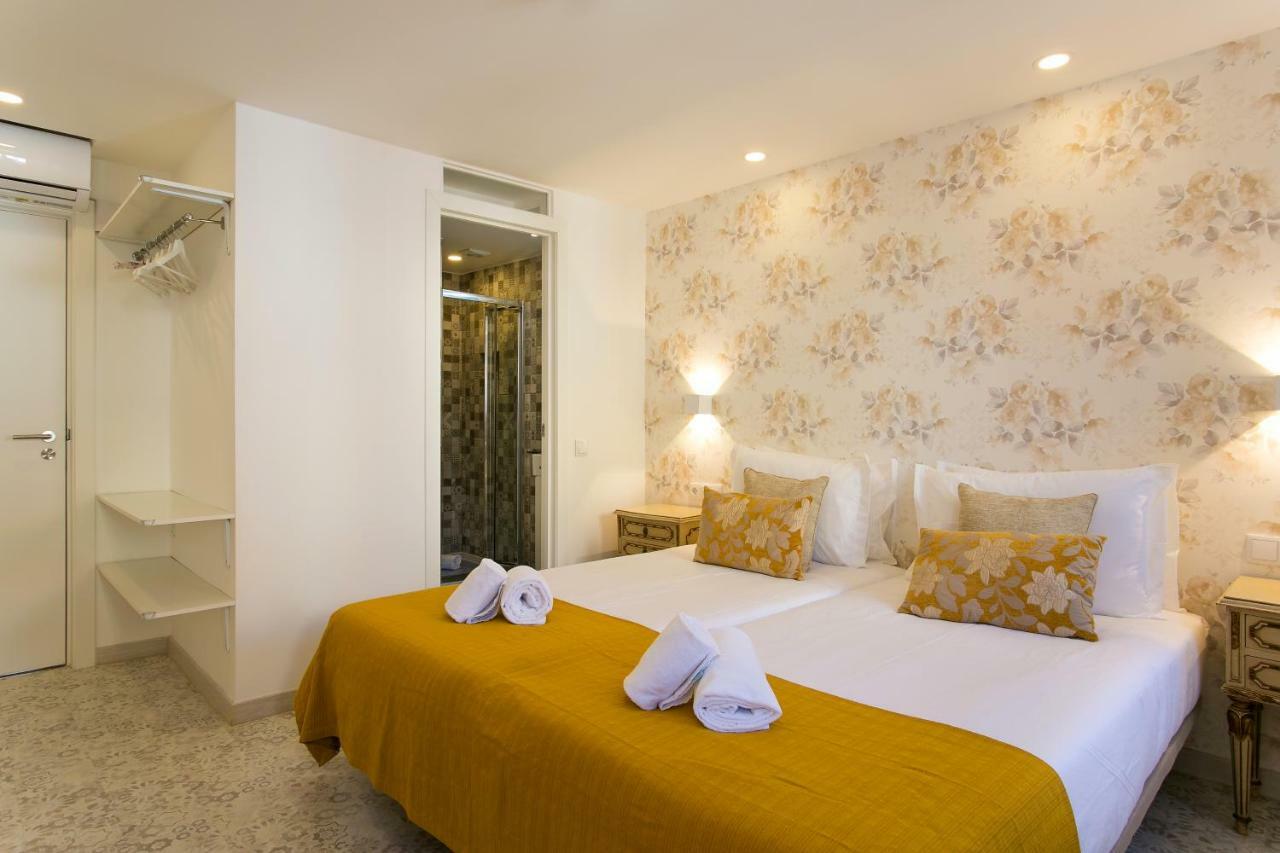 Suites Amalia Guesthouse Near Rossio Square リスボン エクステリア 写真