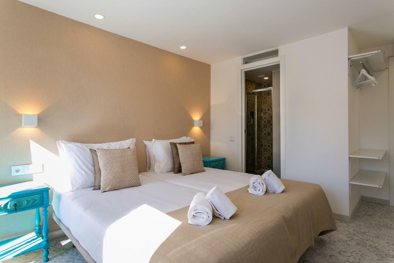 Suites Amalia Guesthouse Near Rossio Square リスボン エクステリア 写真